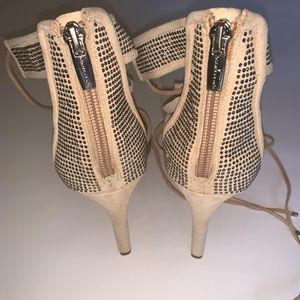 Vince Camuto heels 👠🛍